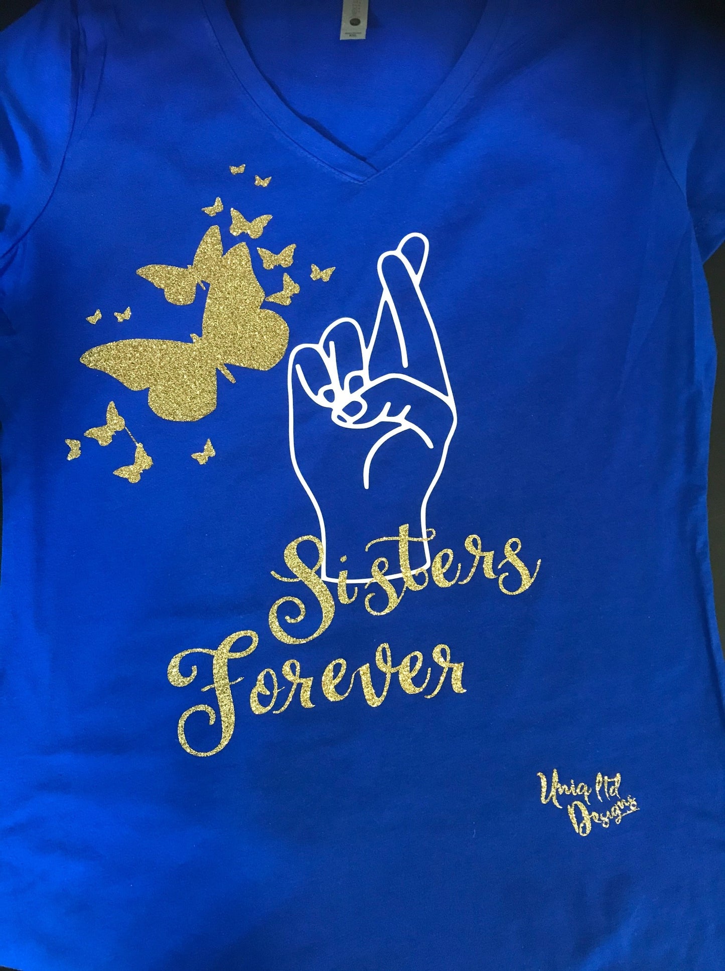 "Sisters Forever" T-shirt
