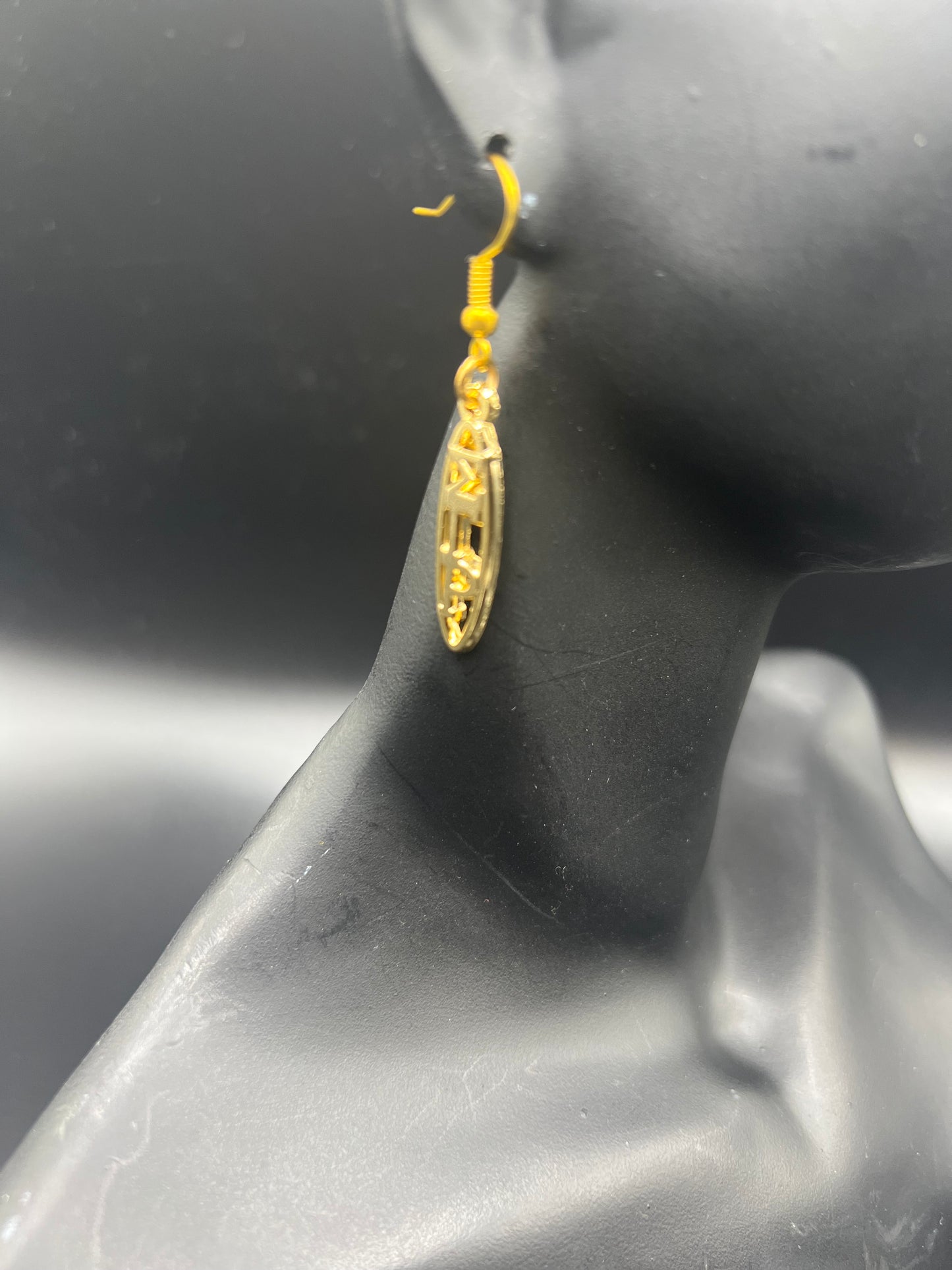 Sigma Necklace & Earrings Set